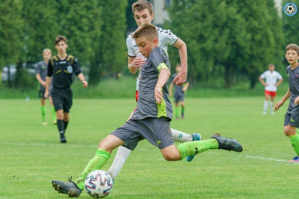 Trampkarze Stali-Śrubiarni Żywiec w połowie drogi do CLJ U15