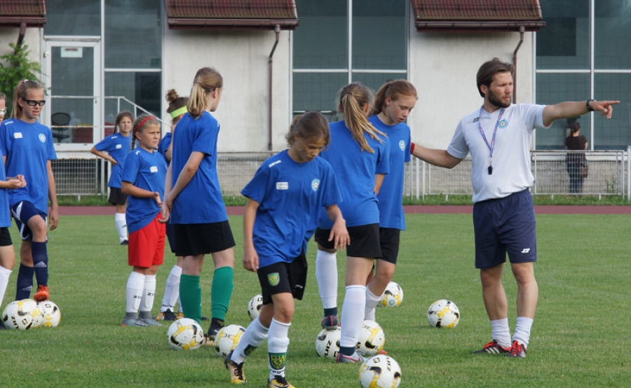 Powołania na konsultację selekcyjną rocznika 2005 U14 dziewcząt w formie treningu pokazowego